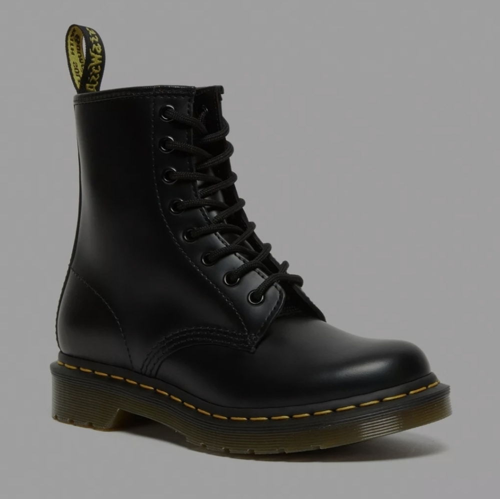 Dr Martens 1460 Women's Smooth Leather Lace Up Boots